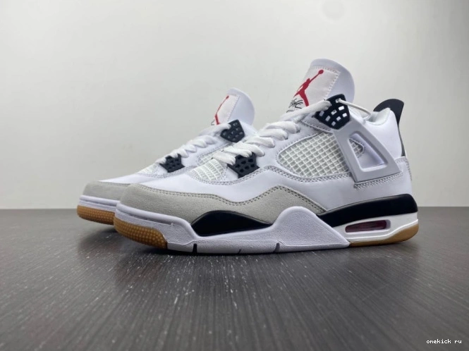 Onekick Jordan DR5415-100 SB x 4 Nike Air 0526
